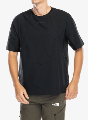 Shirt Oakley Latitude Flex Tech Tee - blackout