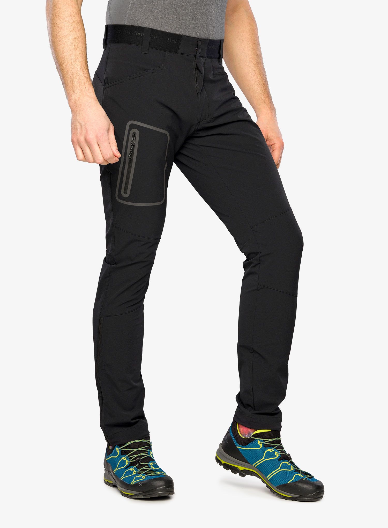 Softshellhose Peak Performance Light SS Scale Pants - black