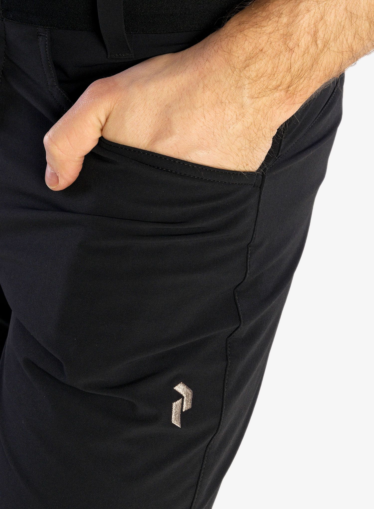 Softshellhose Peak Performance Light SS Scale Pants - black