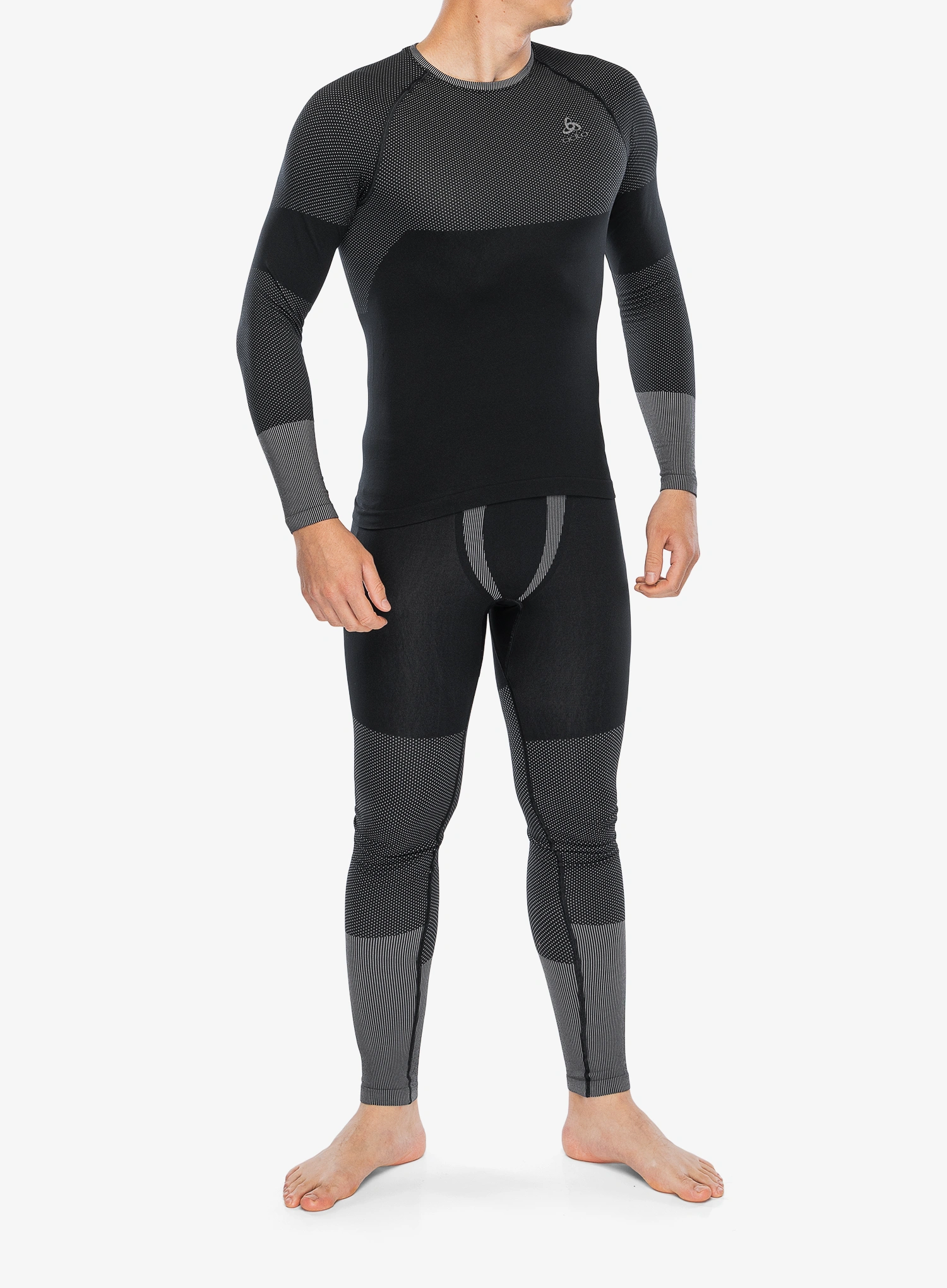 OdloFundamentalsPerformanceWarmSetLong_black_484.webp