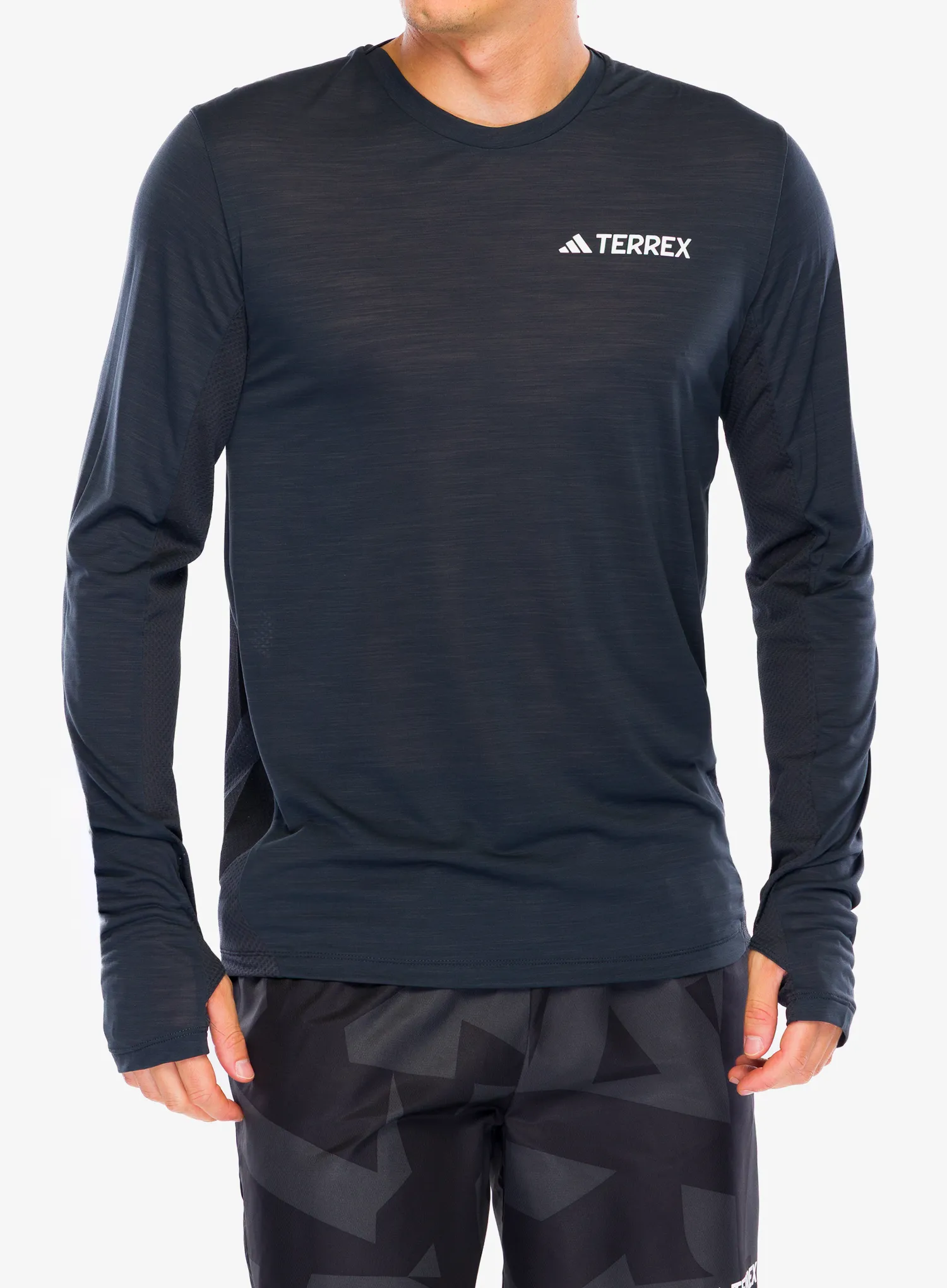 adidasTERREXXperiorLongSleeveTee_carbon4067891282805a.webp