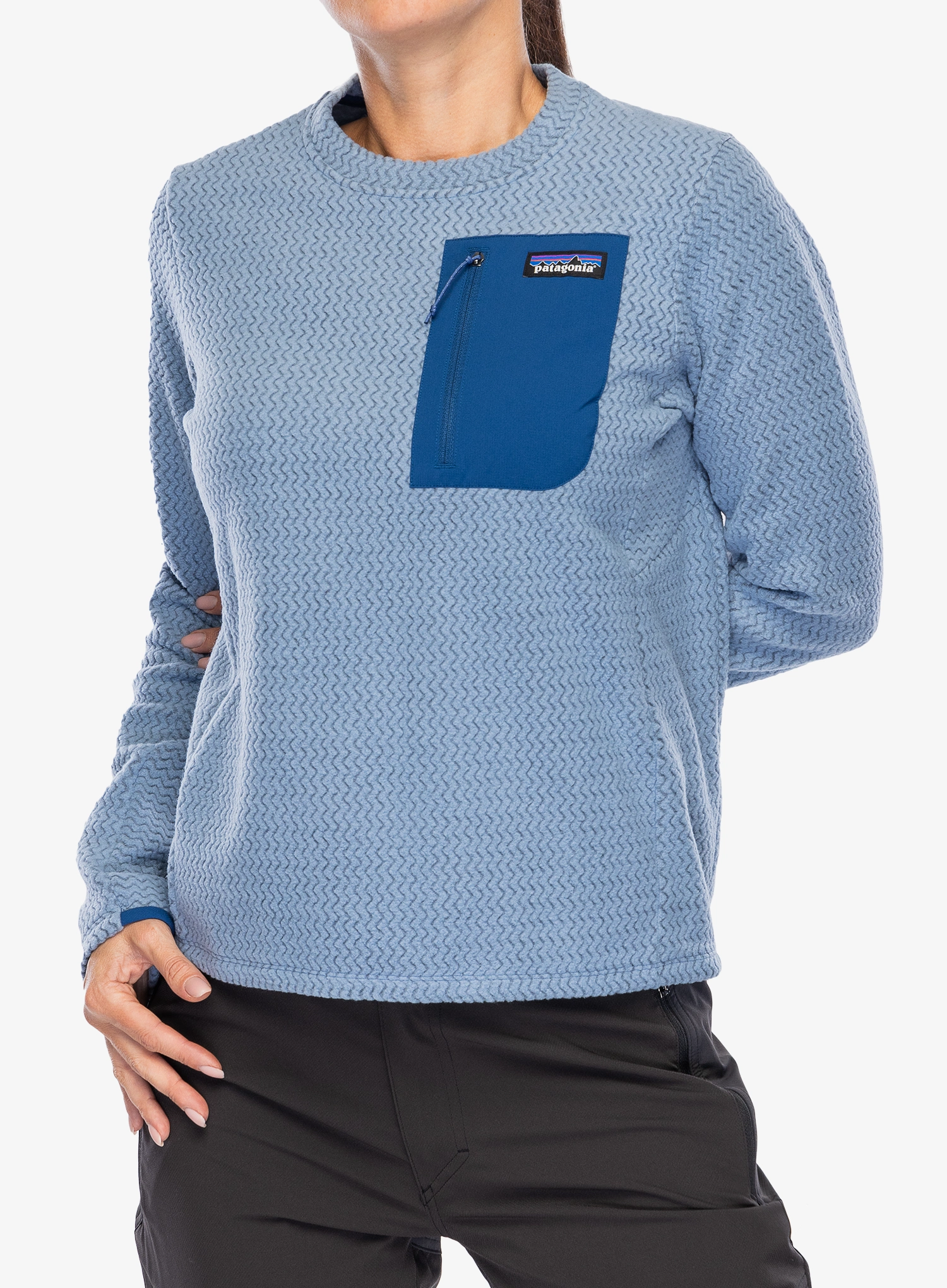 PatagoniaR1AirCrew_barnacleblue_014.webp