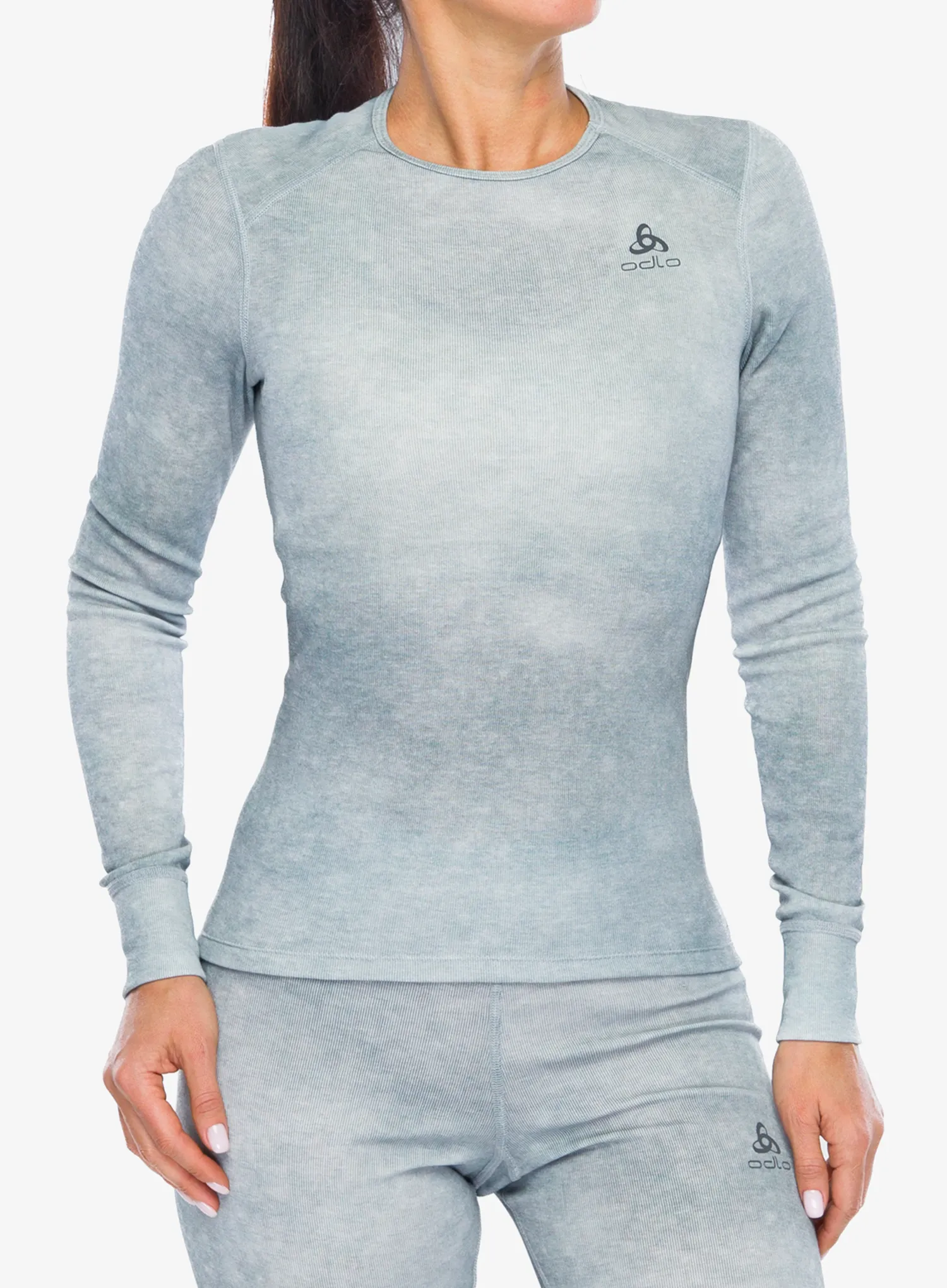 OdloActiveWarmXPowBLTopCrewNeckLS_silvergrey7617977258568a.webp