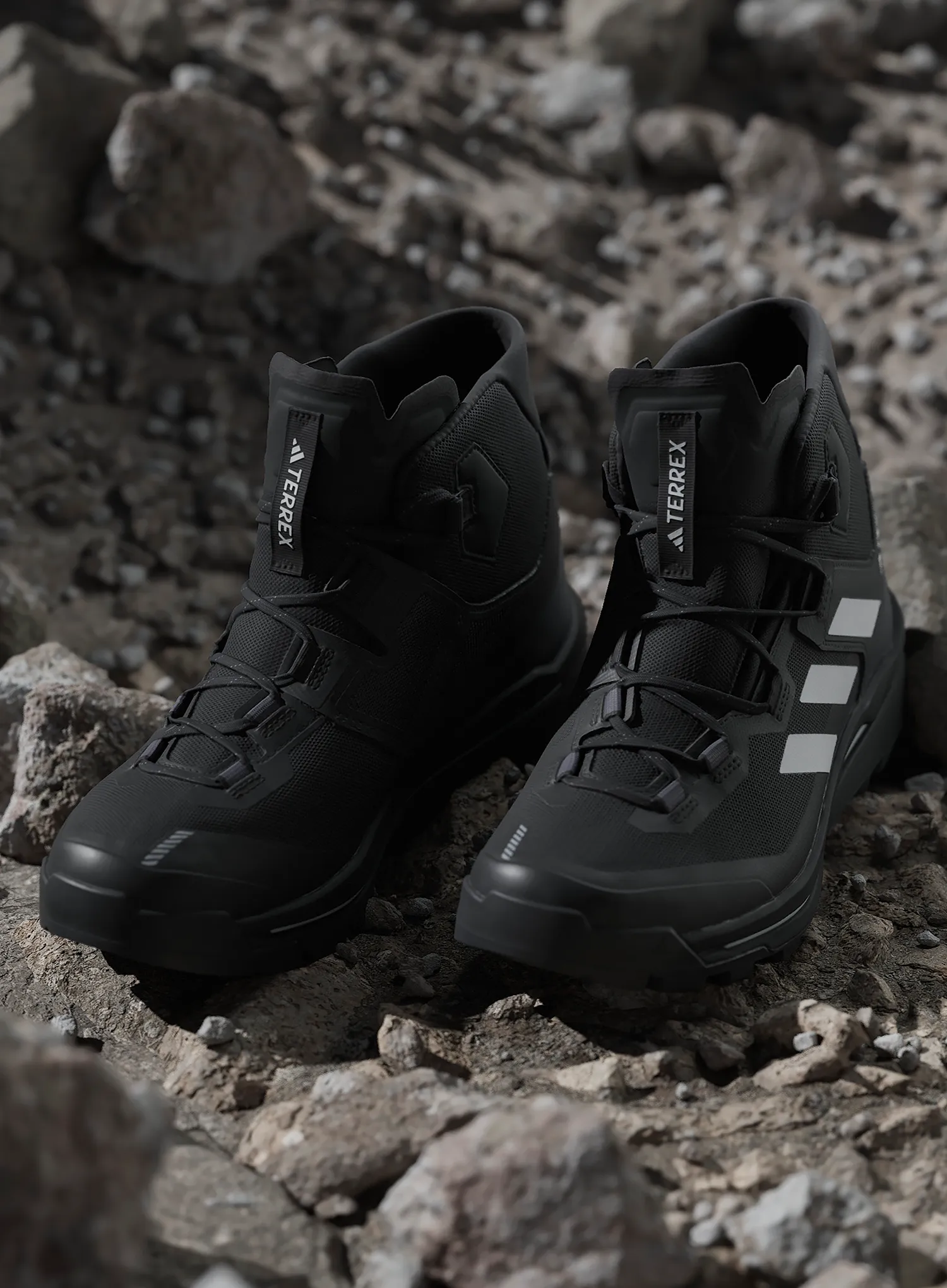 Bergschuhe adidas TERREX Skychaser Tech Mid GTX - cblack/greone/grefiv