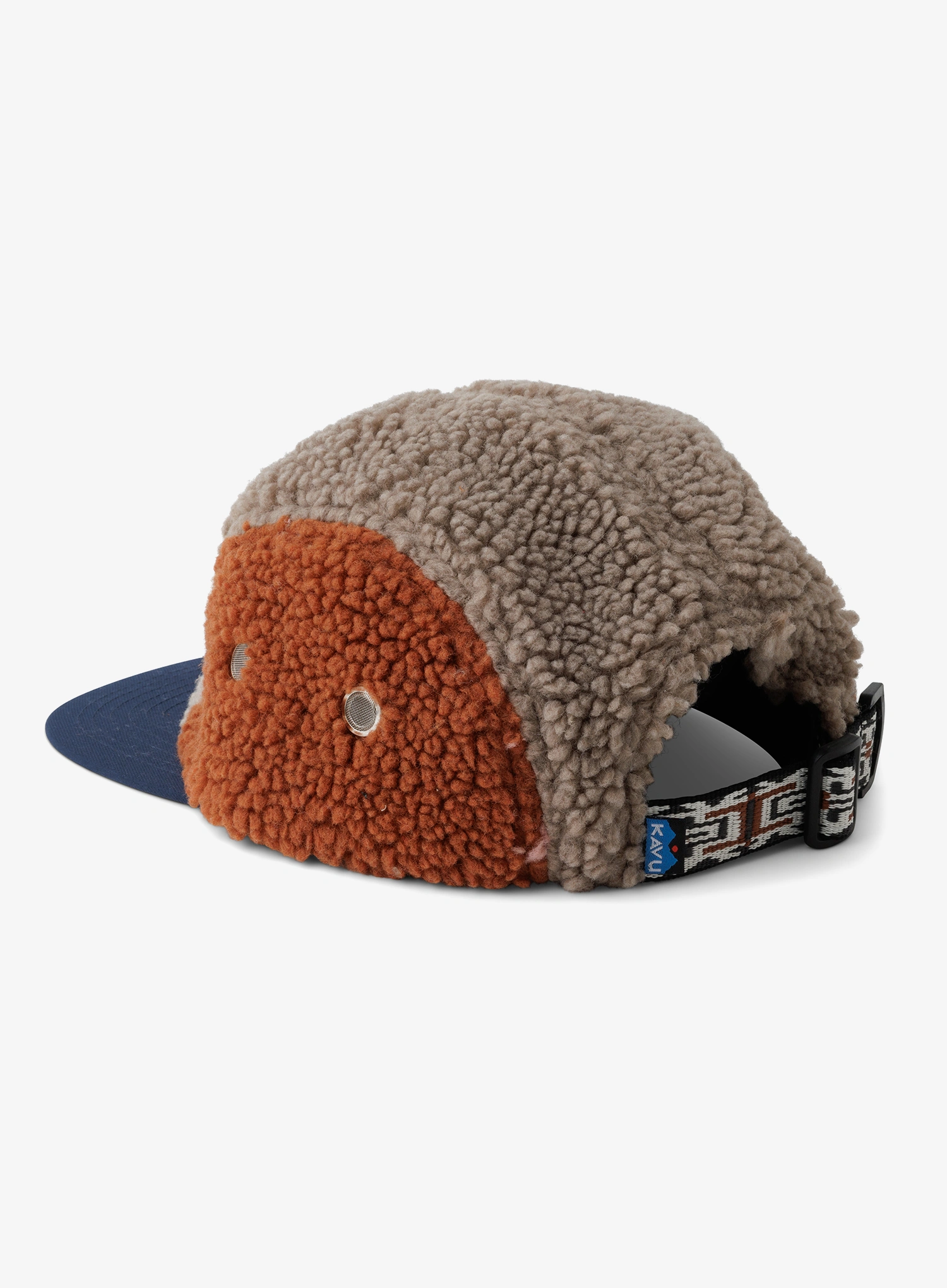Cap Kavu Fur Ball Camp - river range