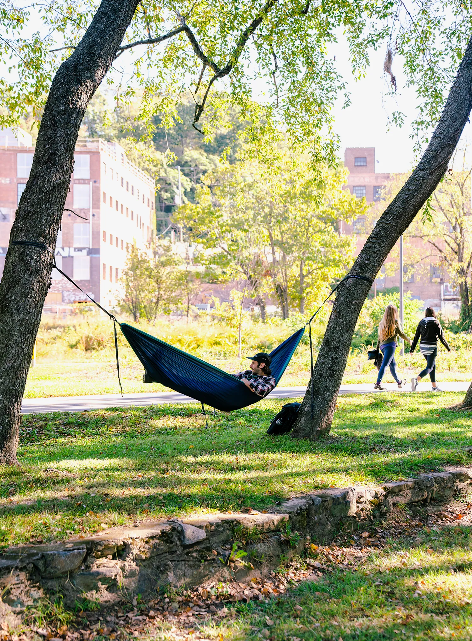 Reisehängematte ENO DoubleNest Hammock - navy/seafoam