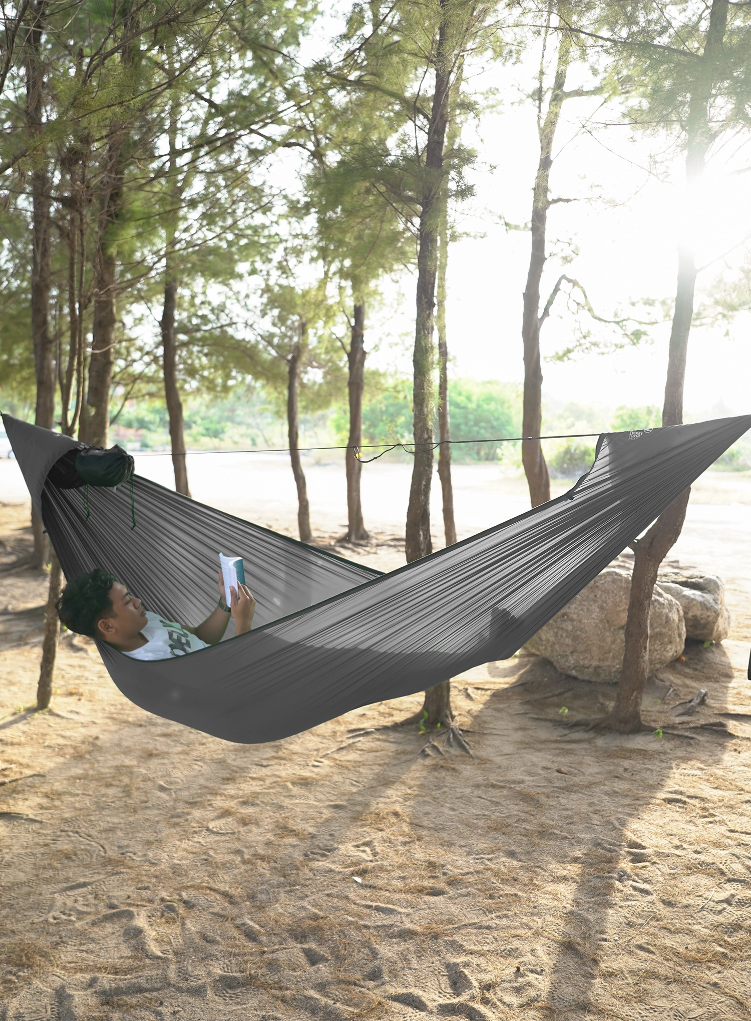 Reisehängematte Ticket To The Moon Lightest Pro Hammock - grey