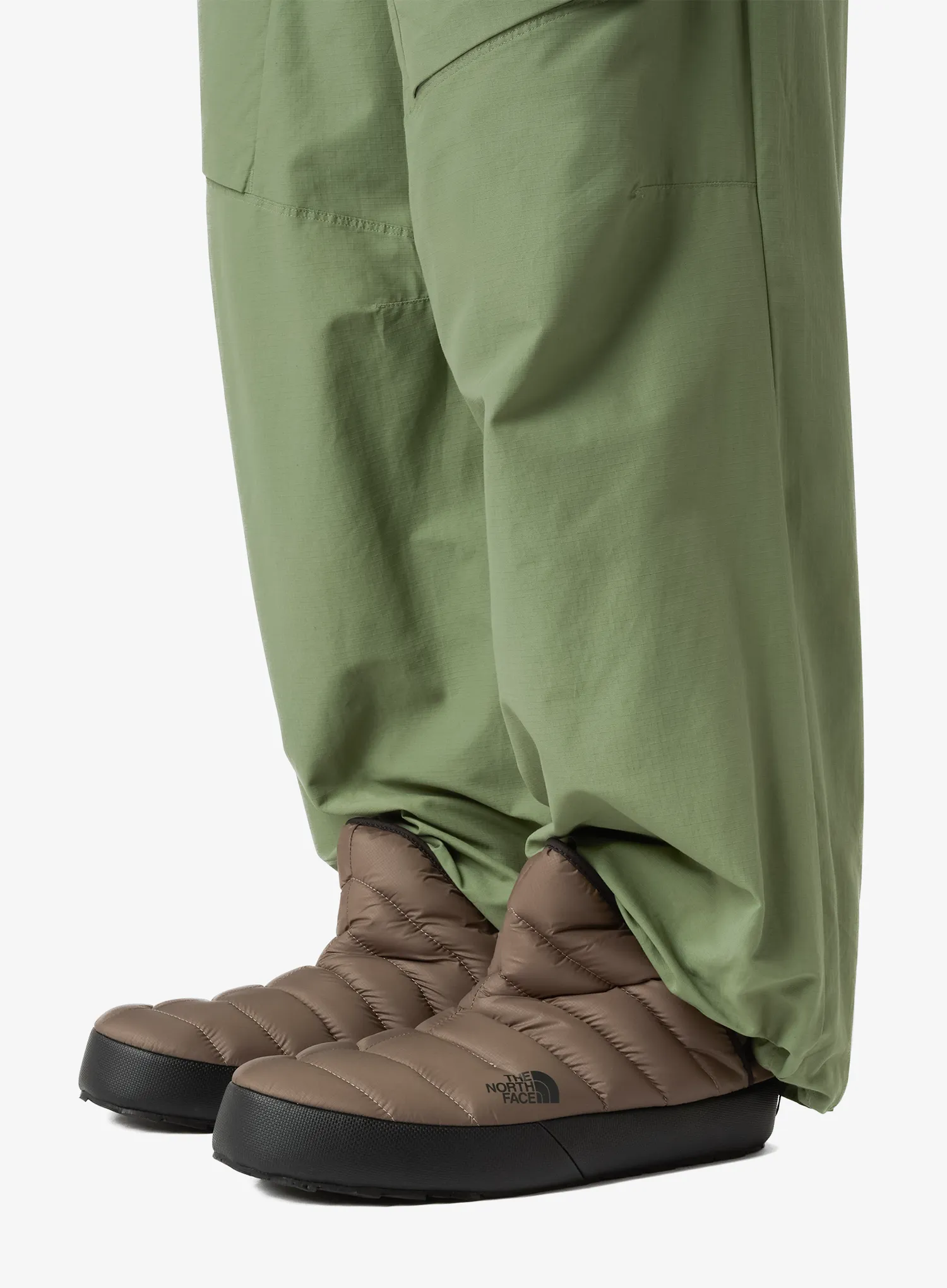 Thermo-Hausschuhe The North Face ThermoBall Traction Bootie - mocha brown/tnf black