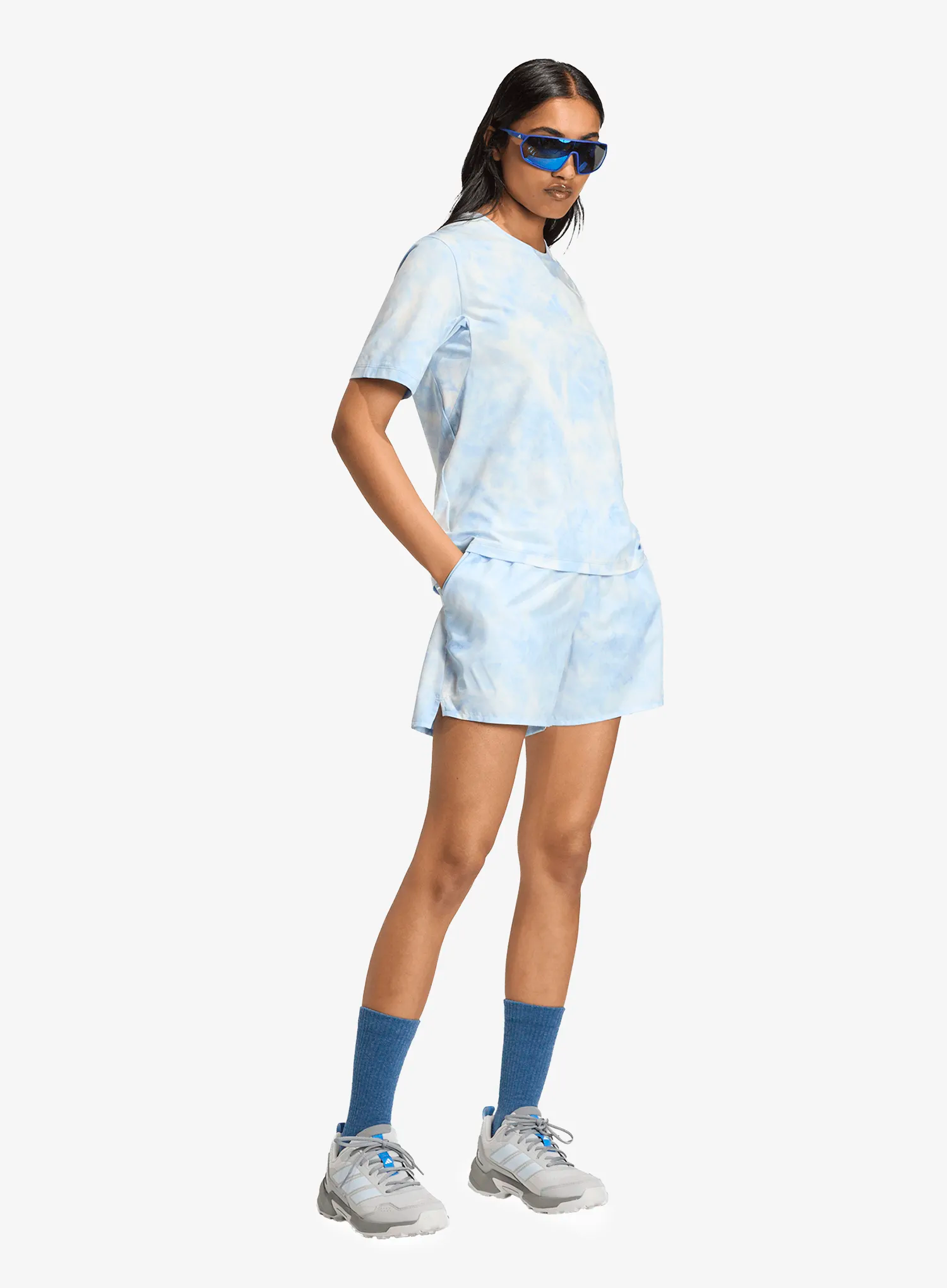 Shirt Damen adidas TERREX Multi Spray Dye T-Shirt - white/glow blue