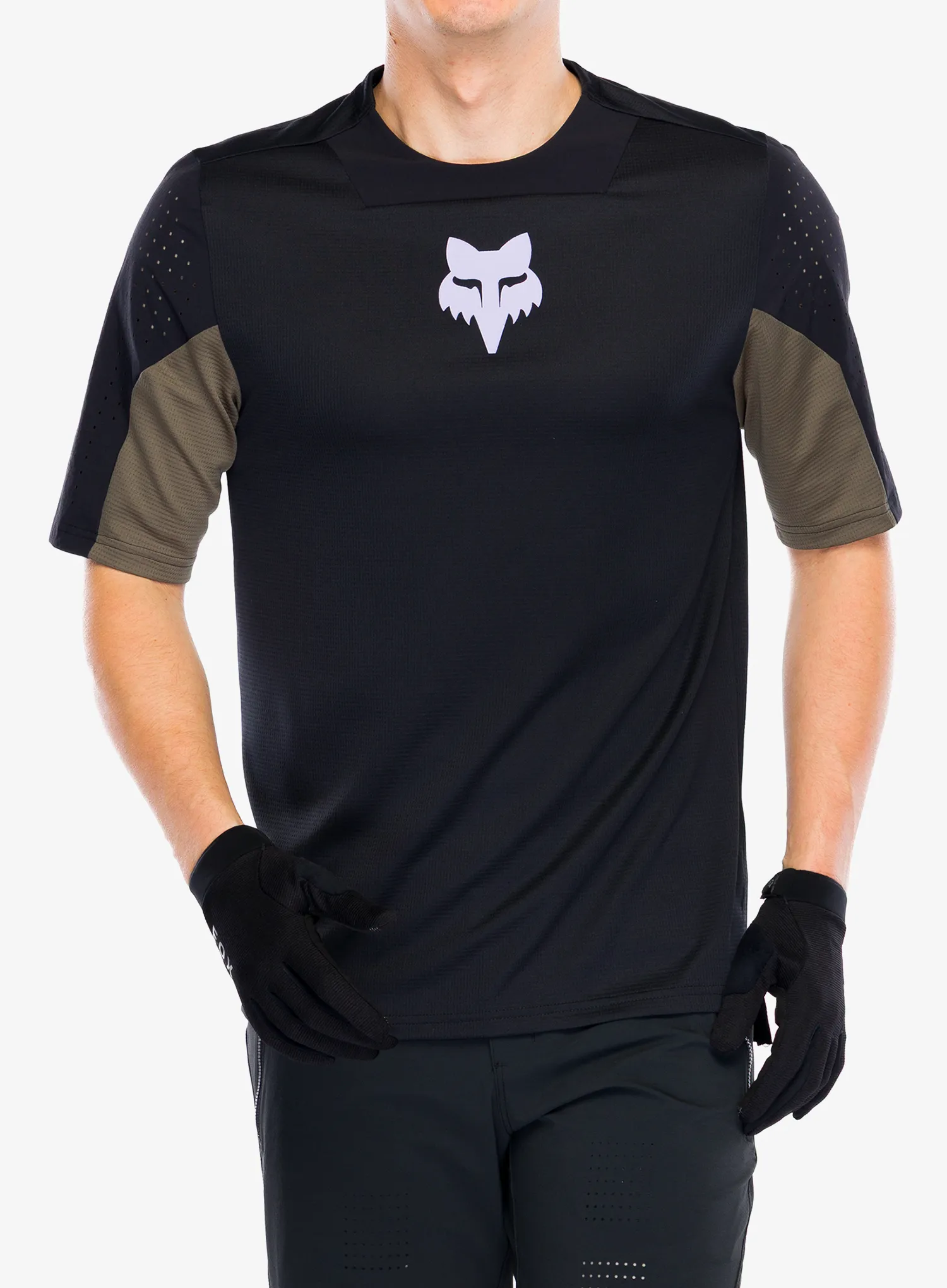 FoxDefendSSJerseyPark_blackblac191972988448a.webp