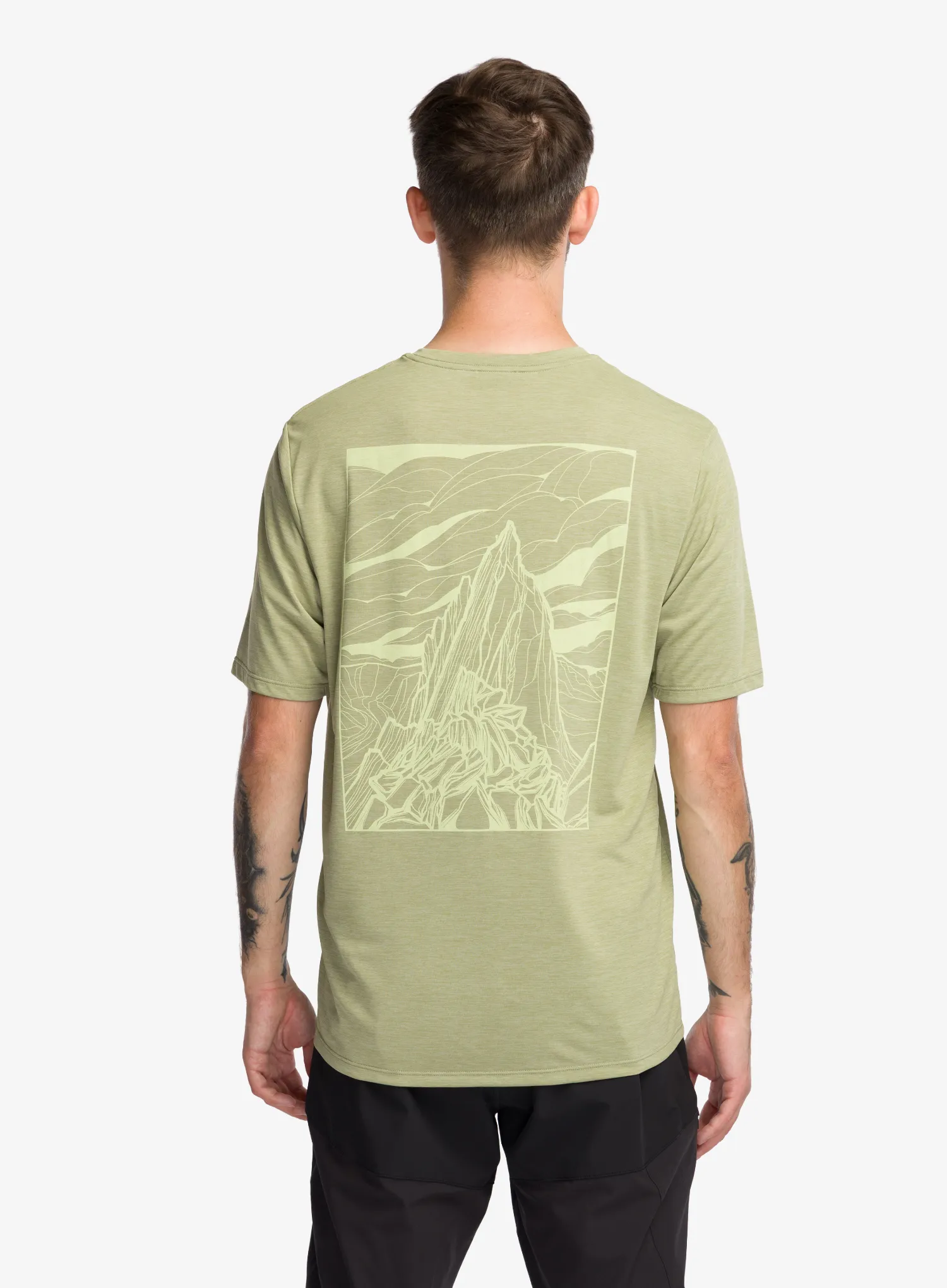 PatagoniaCapCoolDailyShirtCloudCrag_gumtreegreenl_gumtreegreen_fw26_198077904052_1_008.webp