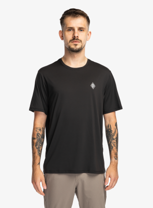 PatagoniaCapCoolDailyShirtHutTripper_black_fw26_198077895411_1_104.webp