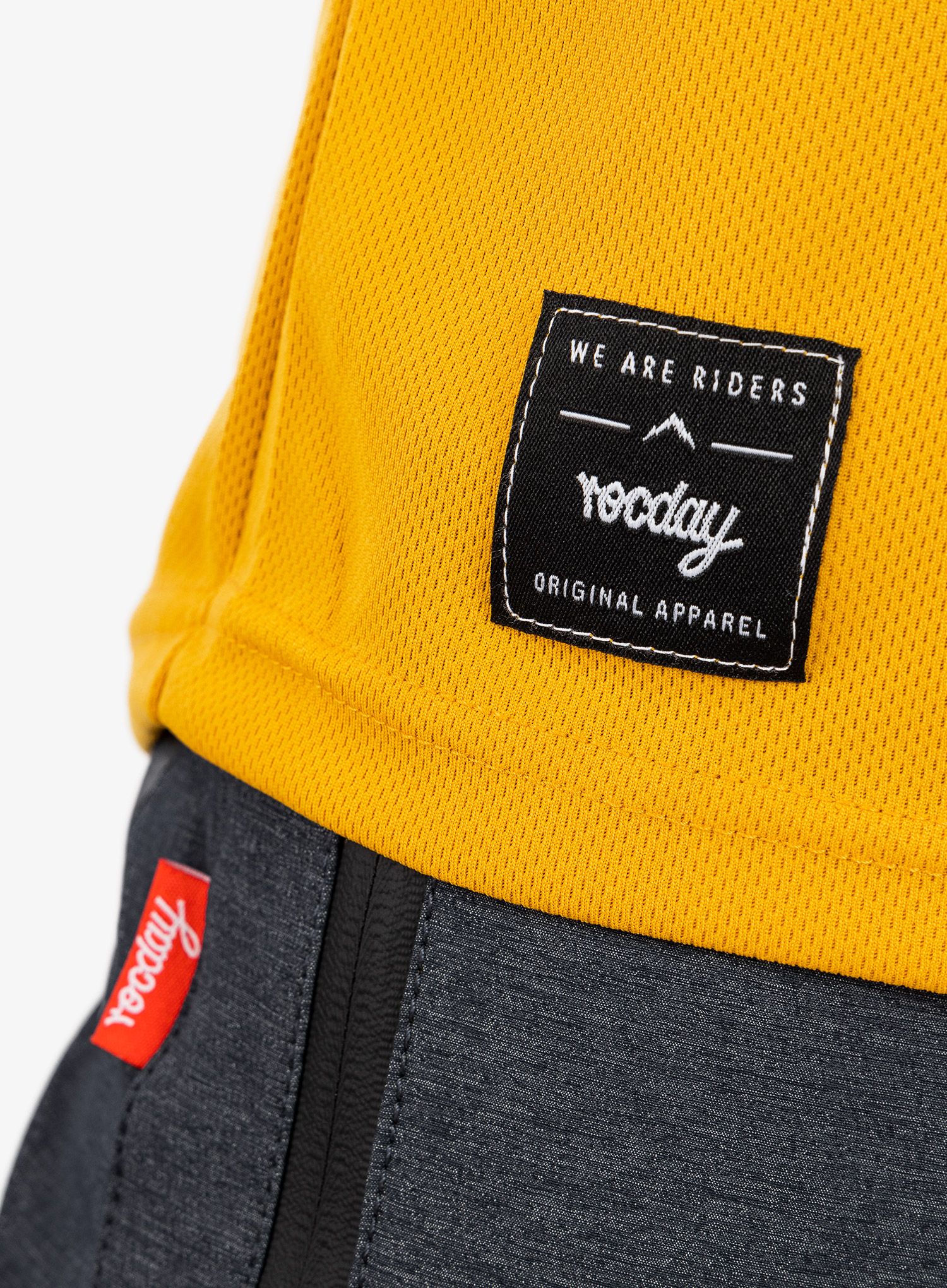 Pullover Rocday Mount - yellow