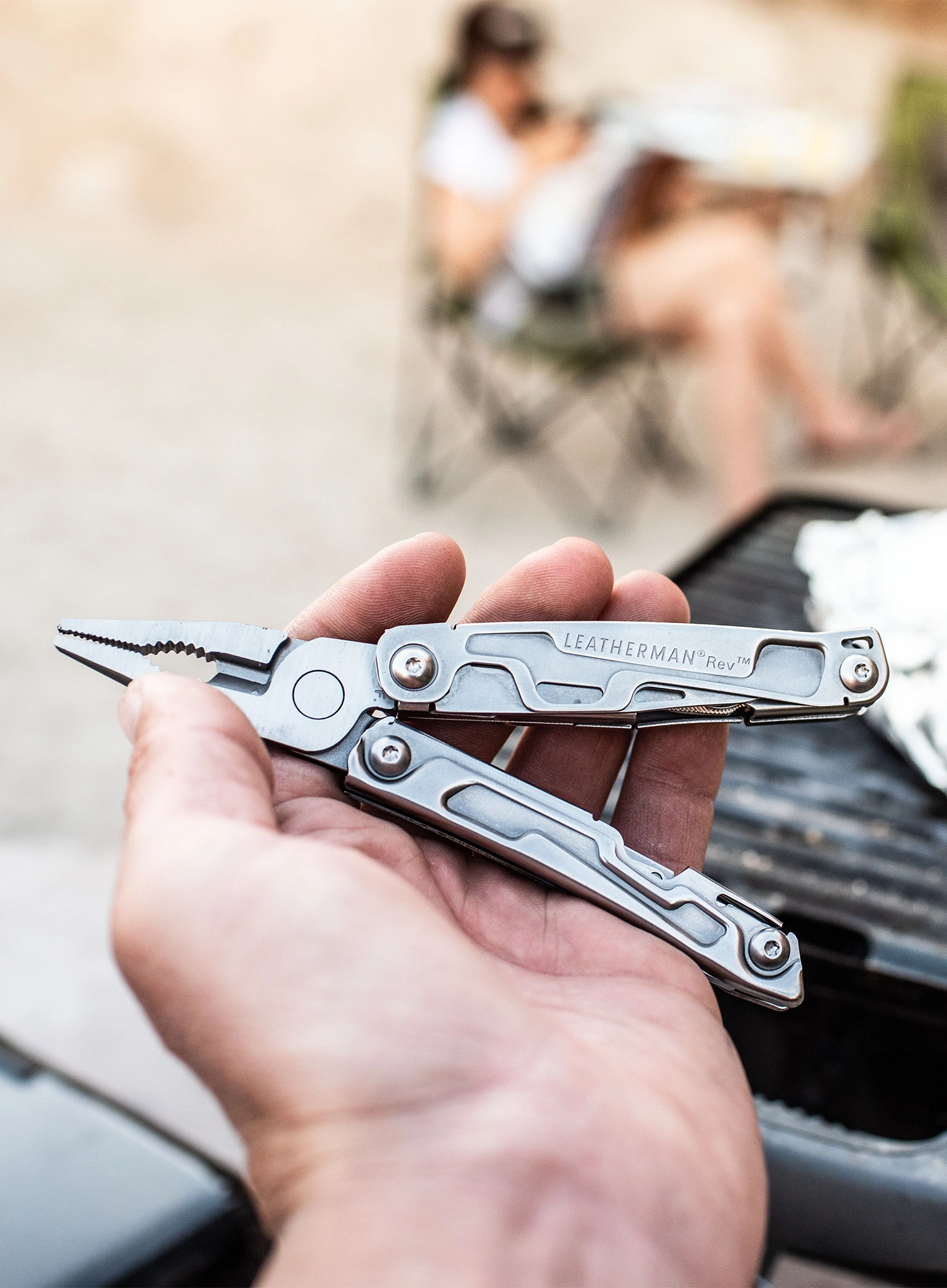 Multifunktionswerkzeug Leatherman Rev - stainless