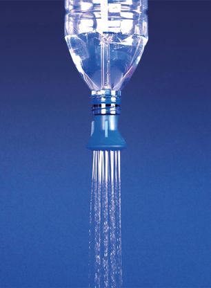 Überlagerung von Duschen Lifeventure Travel Bottle Shower