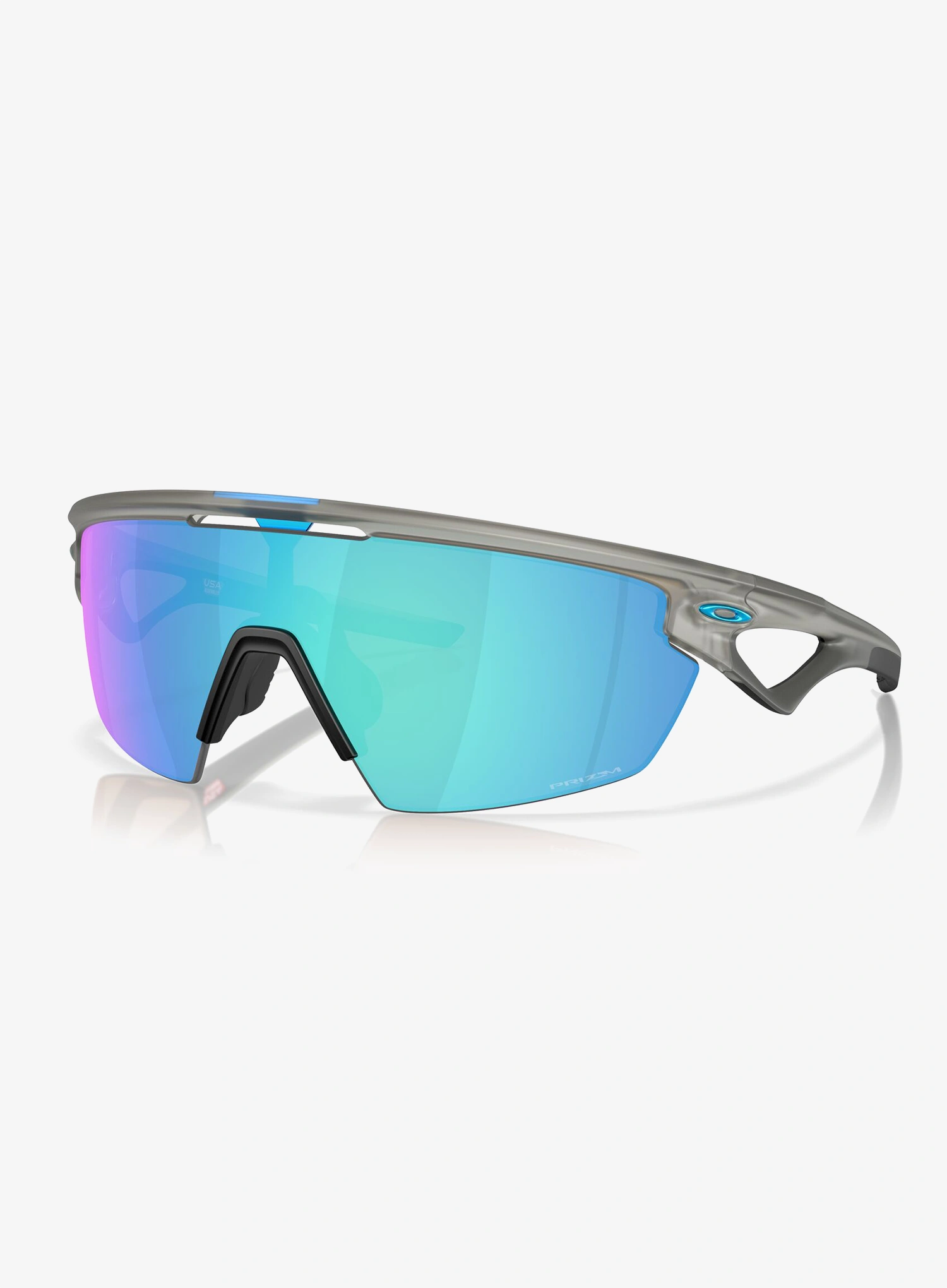 OakleySphaera_mattegreyink_prizmsapphire_760.webp