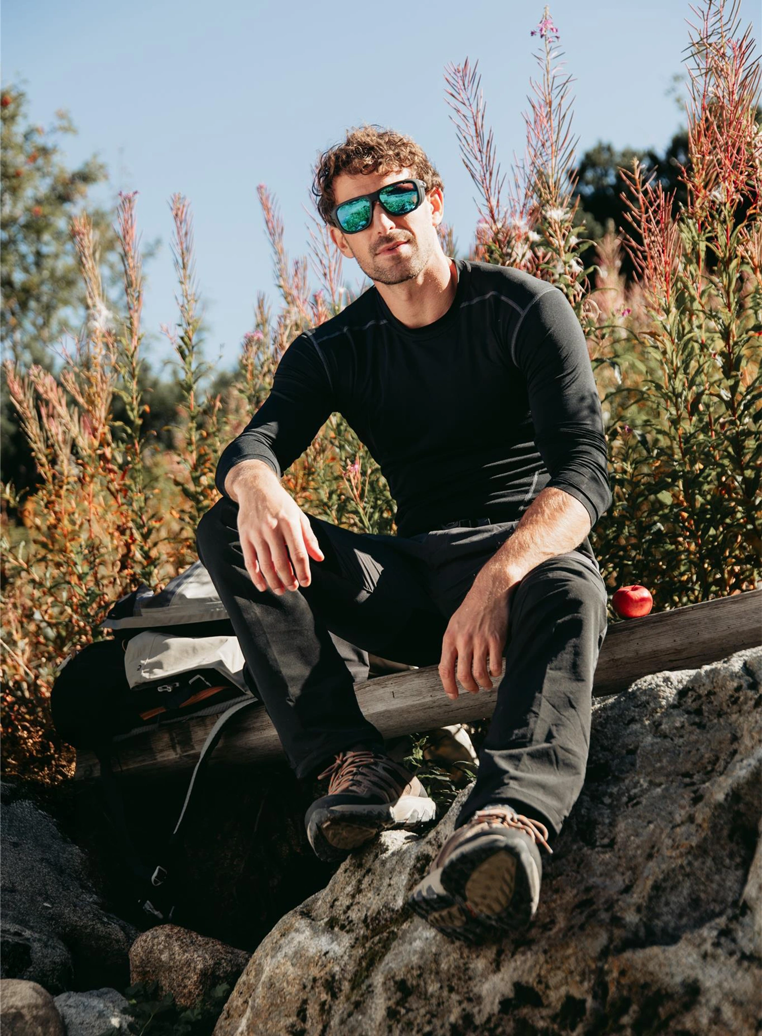 Sonnenbrille GOG Pamir - matt metal blk/blk/white/blue