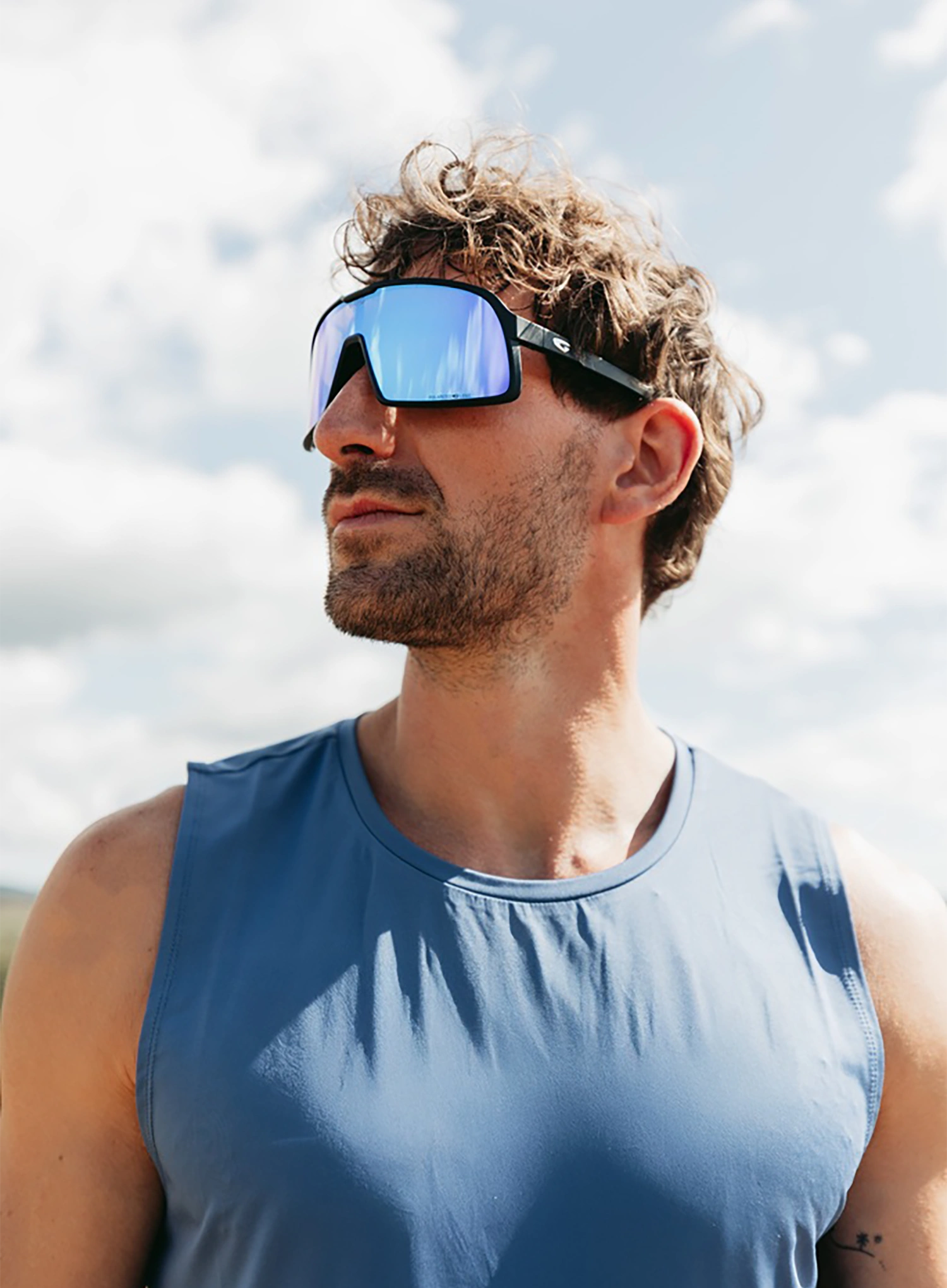 Polarisationsbrille GOG Kari - matt black/reflex white/blue