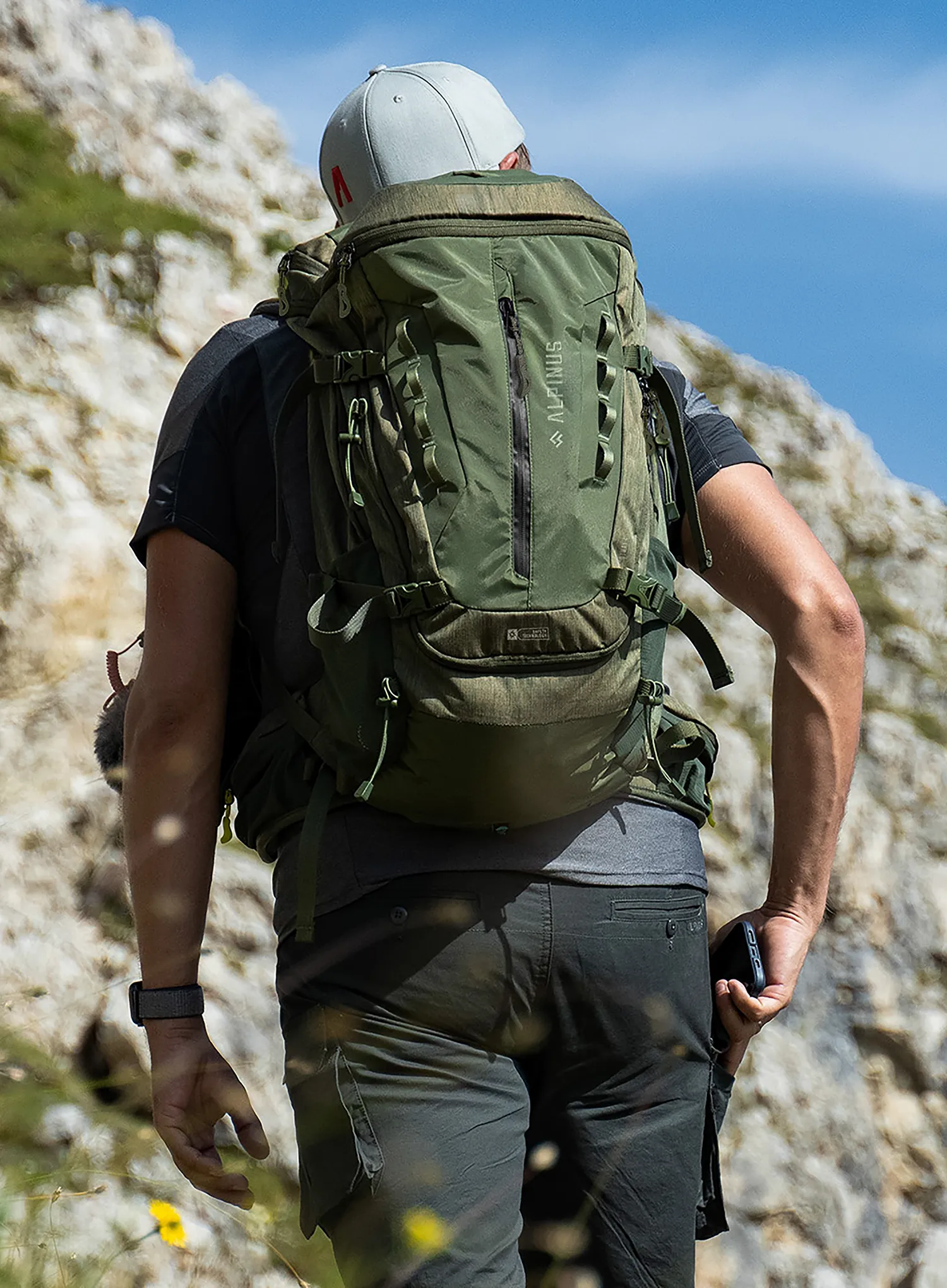 Wanderrucksack Alpinus Otway 40 - olive