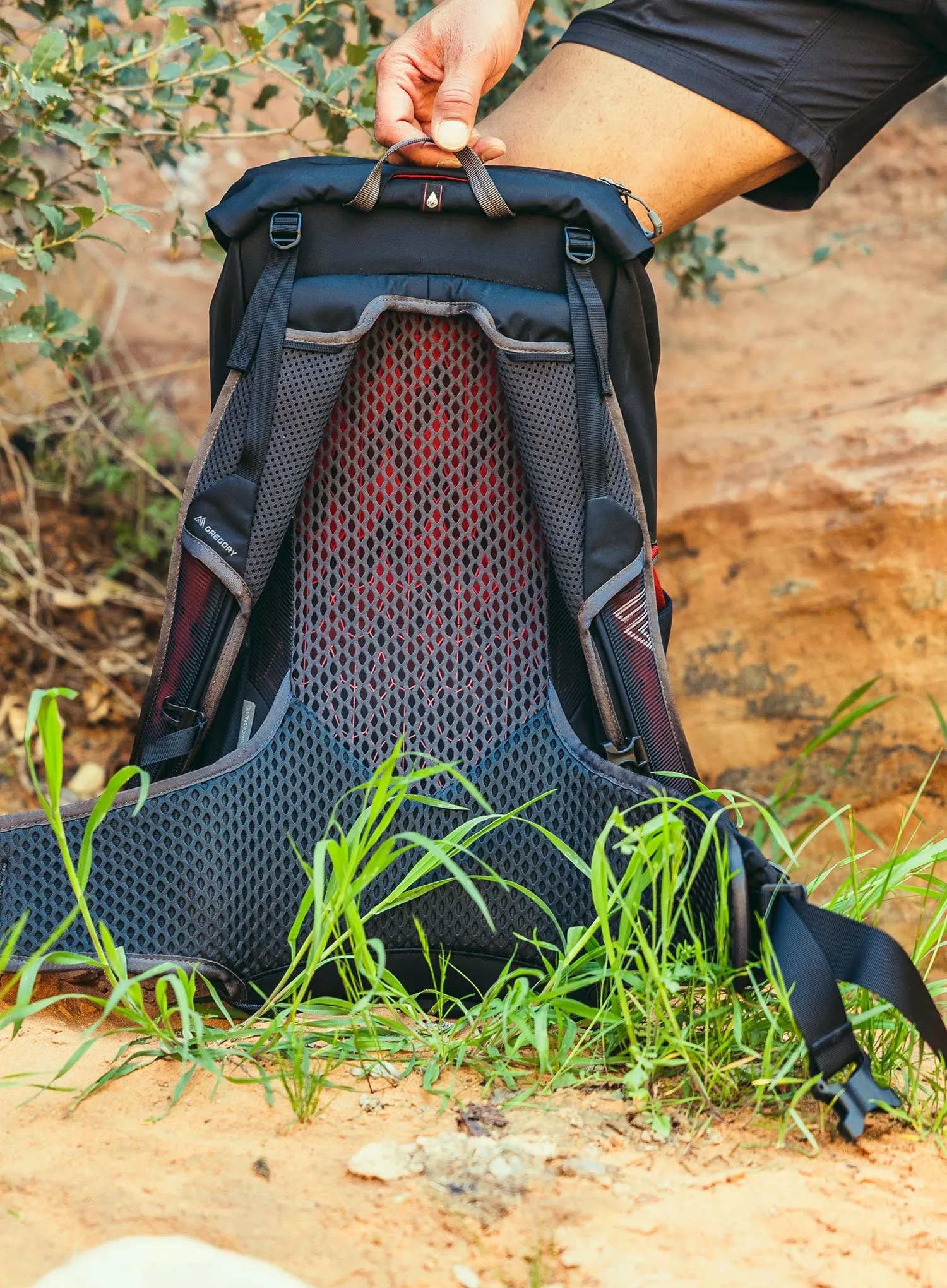 Wanderrucksack Gregory Zulu 28 LT - volcanic black