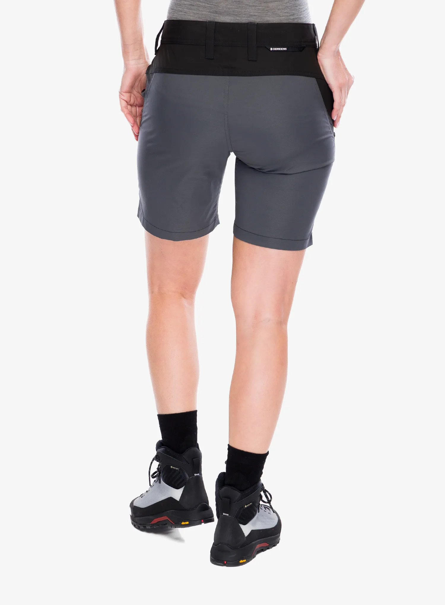 Kurze Hosen Damen Didriksons Tucana Shorts - black