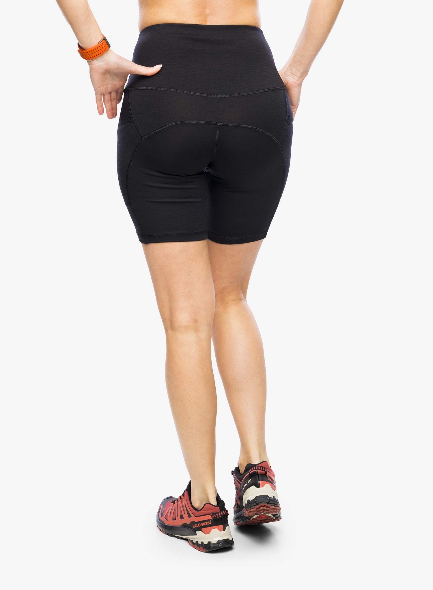 Kurze Hosen Damen Super.natural Alpine Active Short - jet black