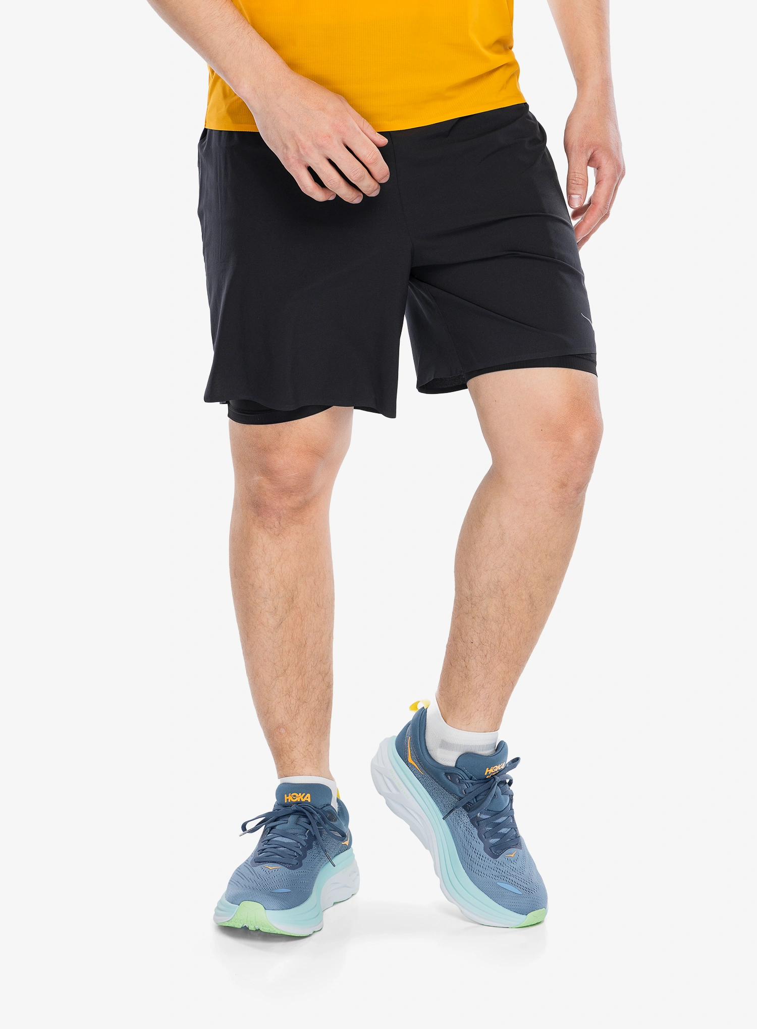 HokaSkyglideShort_black197634527352a.webp