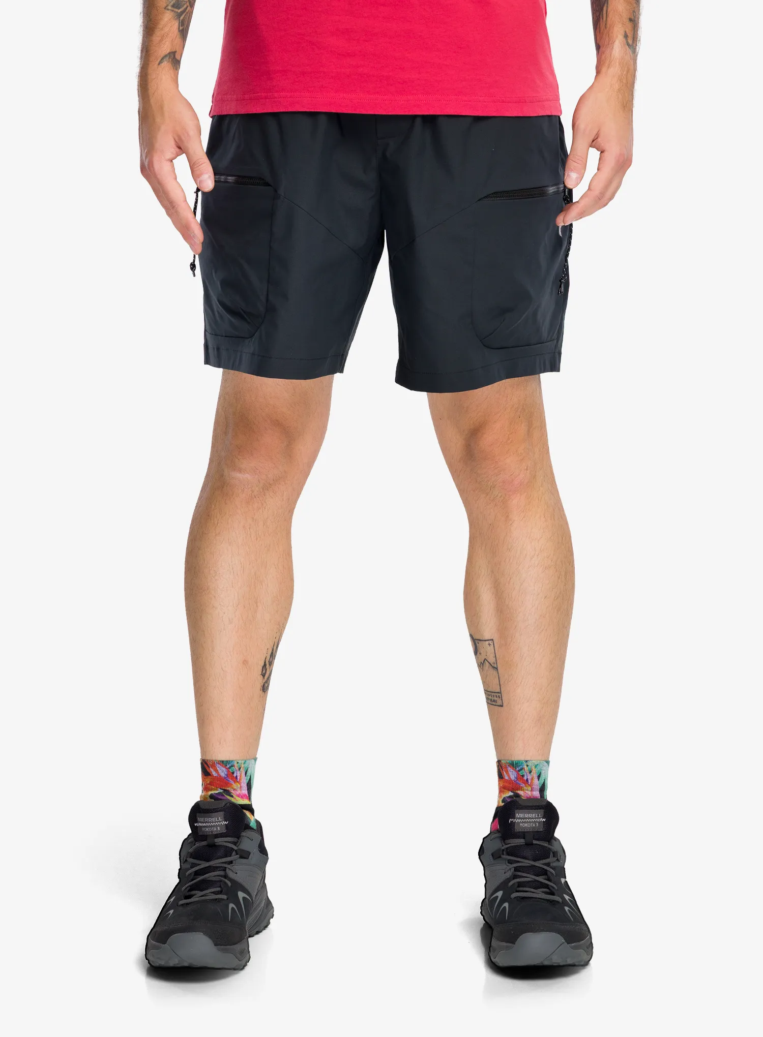 PeakPerformanceOutdoorCargoShorts_black_ss26_7333269861307_1_091.webp