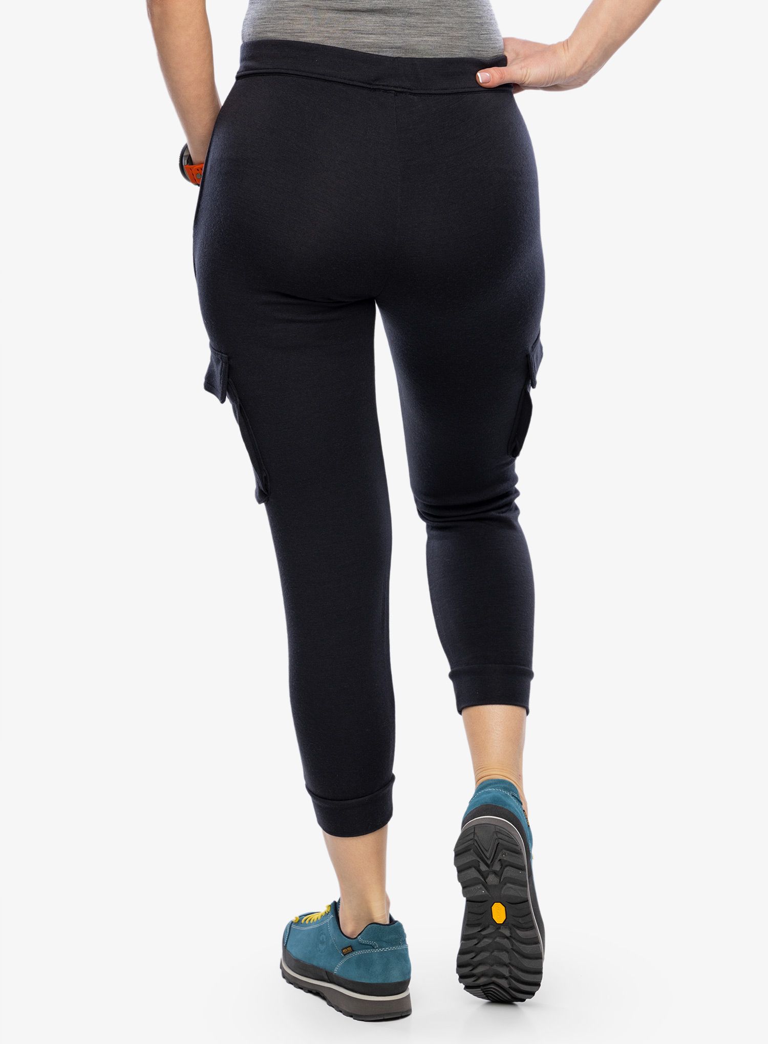 Hose Damen Super.natural City Cargo - jet black