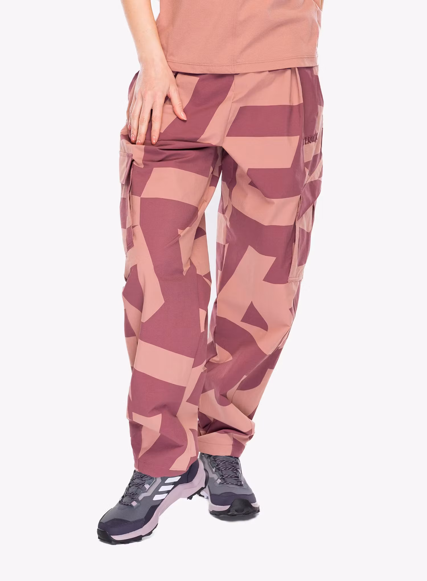 adidasTERREXXploricCargoJoggersPrinted_quicriwarclaprlof4067901964547a.webp