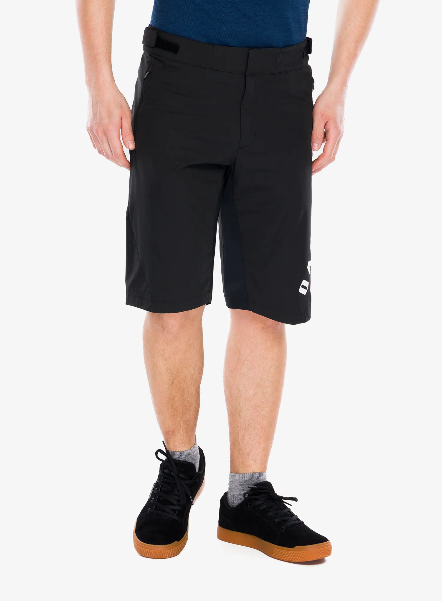 OakleyFreeRideShort_blackou8056153423496a.webp