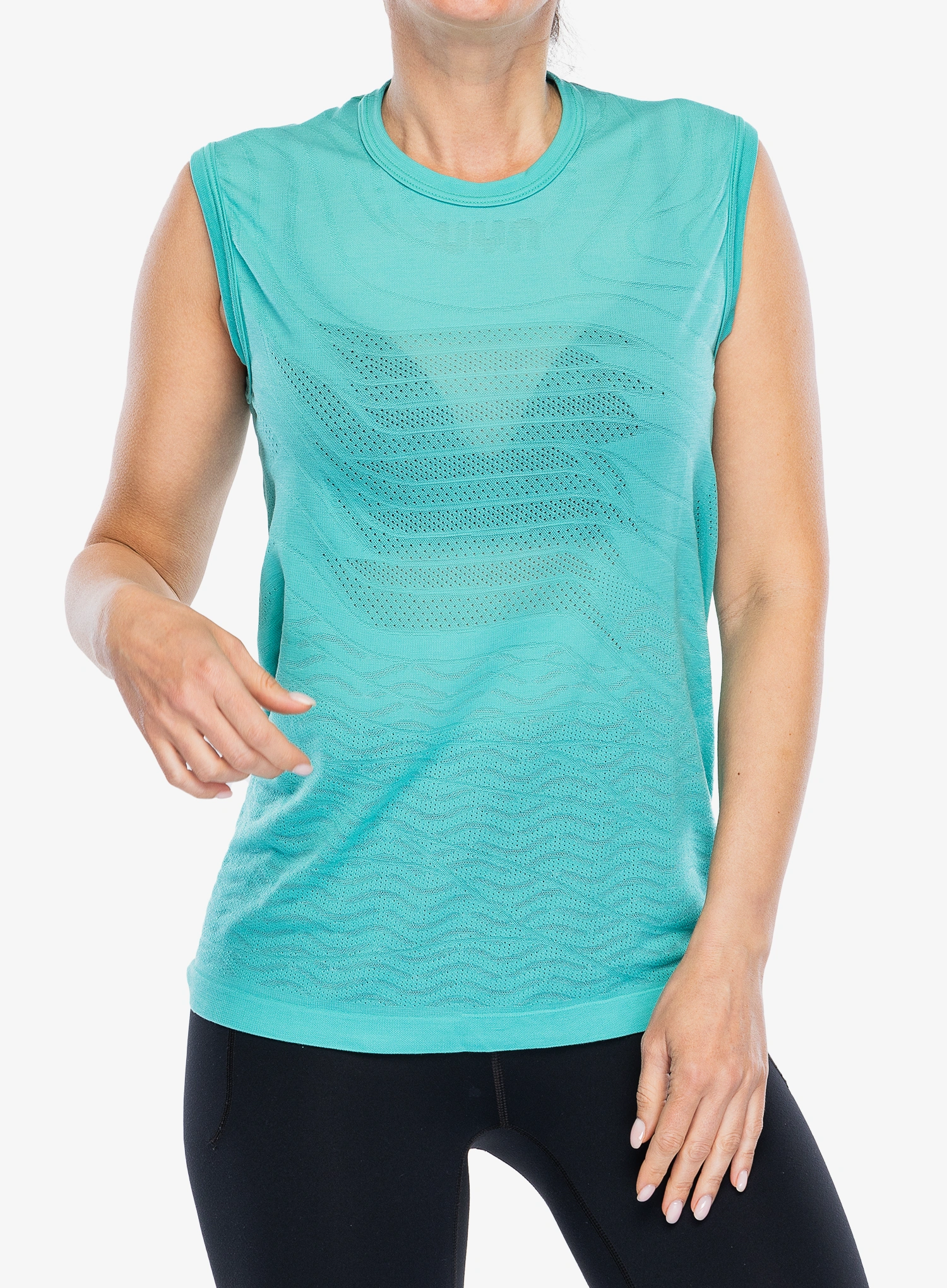 UYNOWAerocrossSelfLayerSleevelessRegular_watergarde8054216867966a.webp